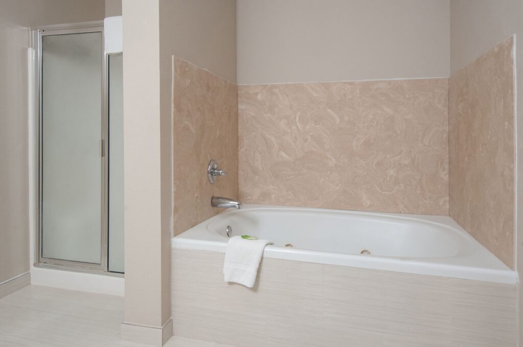 Holiday Inn Express San Antonio Rivercenter Area by IHG - Image 1