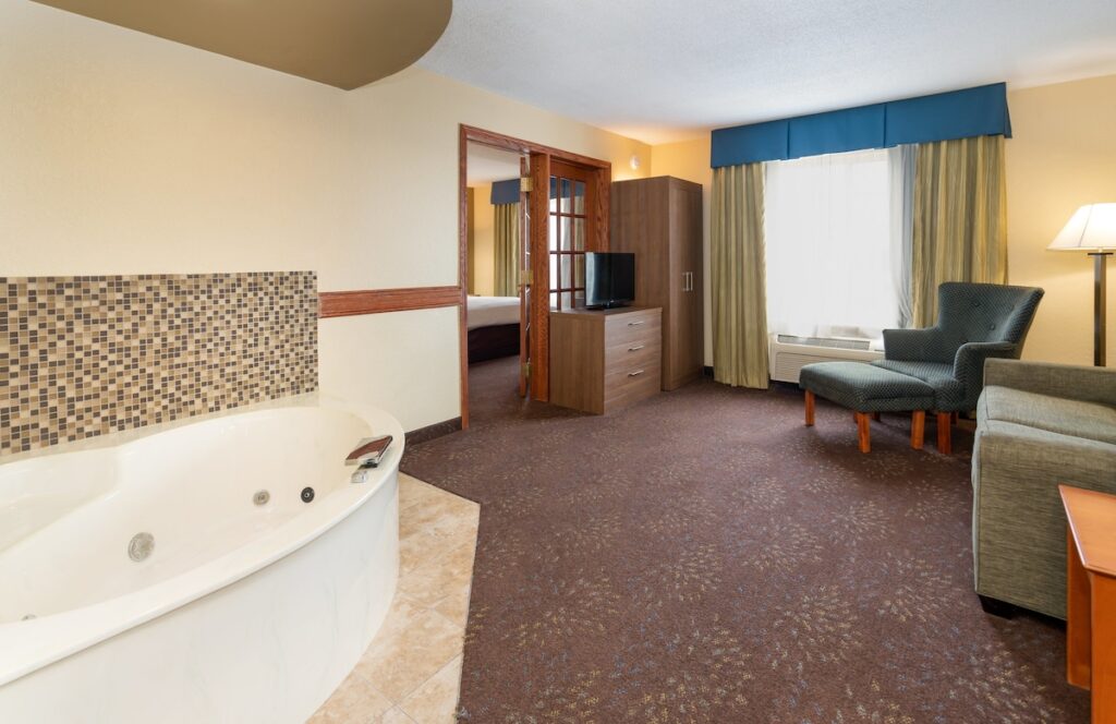 Holiday Inn Express St Paul S – Inver Grove Hgts by IHG - Image 1