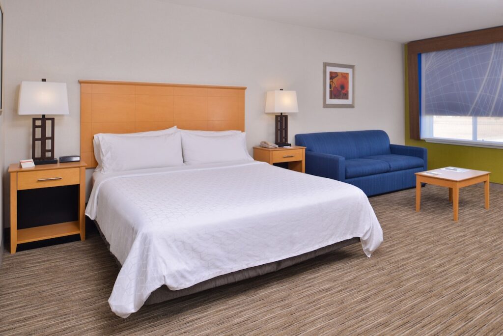 Holiday Inn Express Stockton Southeast by IHG - Image 1