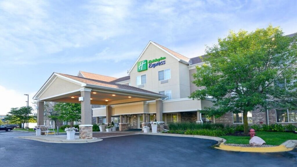 Holiday Inn Express & Suites Chicago-Deerfield/Lincolnshire by IHG - Image 5