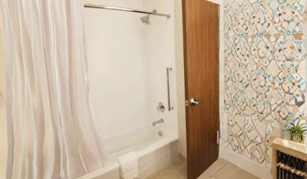 Holiday Inn Express & Suites Evansville North by IHG - Image 1