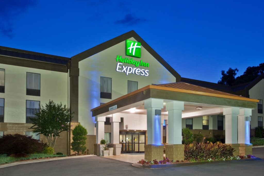 Holiday Inn Express & Suites Kimball by IHG - Image 2