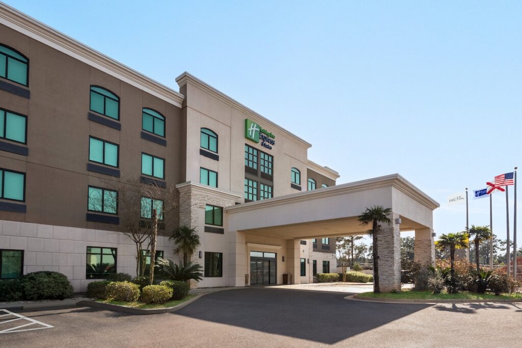 Holiday Inn Express & Suites Mobile West I-10 by IHG - Image 2