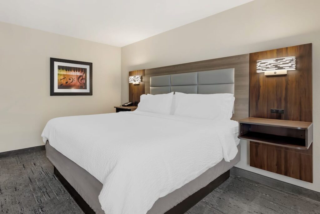 Holiday Inn Express & Suites Nashville Southeast – Antioch by IHG - Image 3