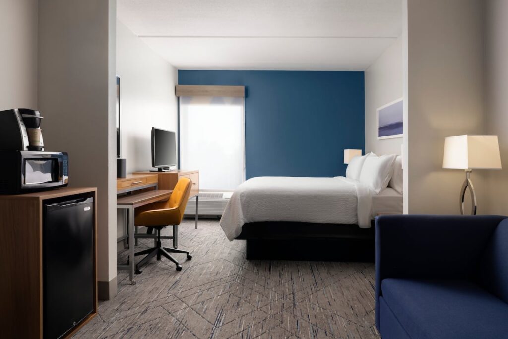 Holiday Inn Express & Suites New Orleans Airport South by IHG - Image 4