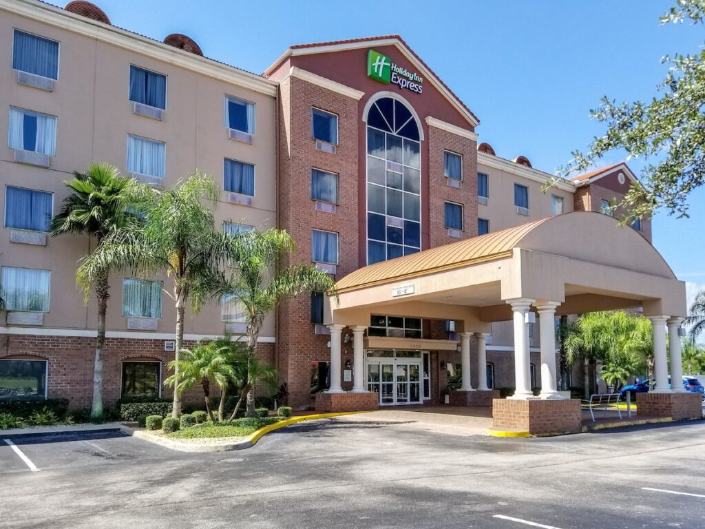 Holiday Inn Express & Suites Orange City – Deltona by IHG - Image 2