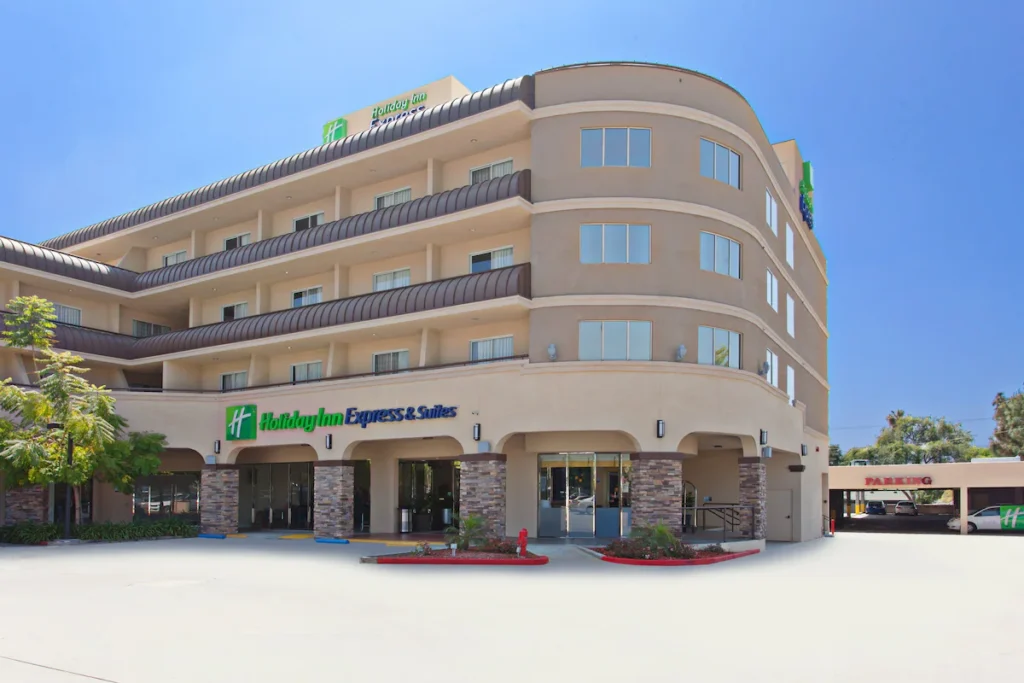 Holiday Inn Express & Suites Pasadena – Los Angeles by IHG - Image 2