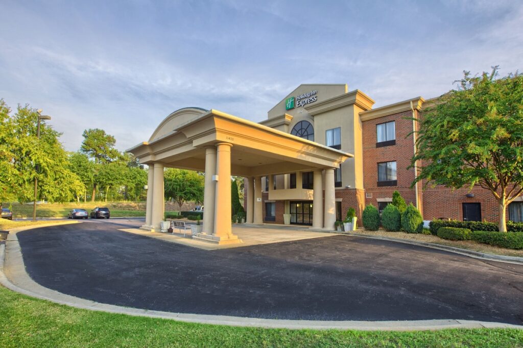 Holiday Inn Express & Suites Raleigh North – Wake Forest by IHG - Image 3