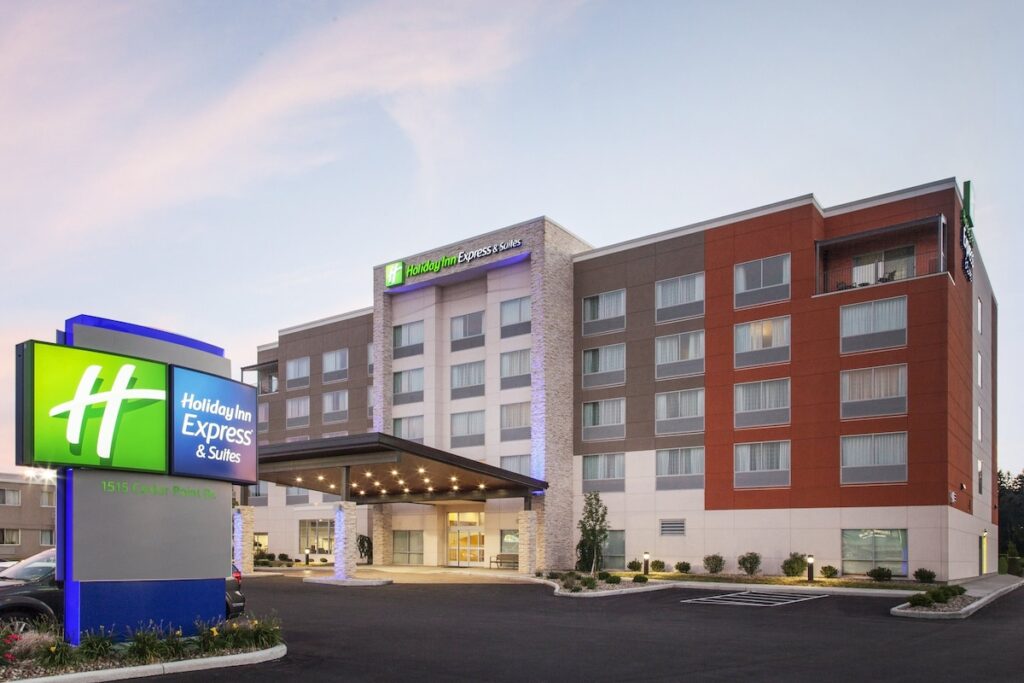 Holiday Inn Express & Suites Sandusky by IHG - Image 5