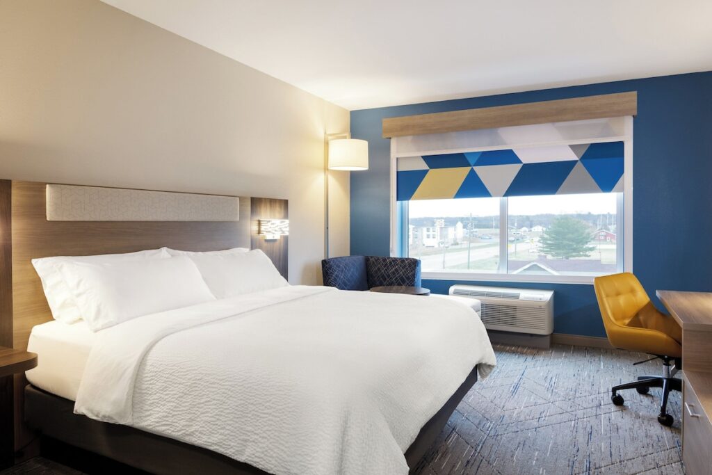 Holiday Inn Express Toledo North by IHG - Image 3