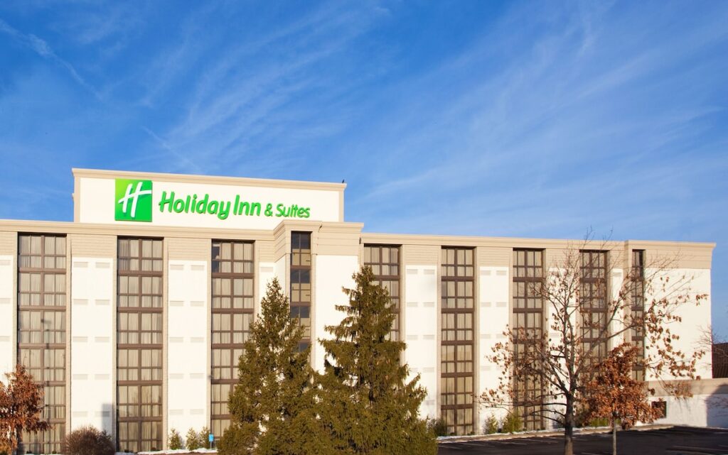 Holiday Inn Hotel & Suites Cincinnati – Eastgate by IHG - Image 4