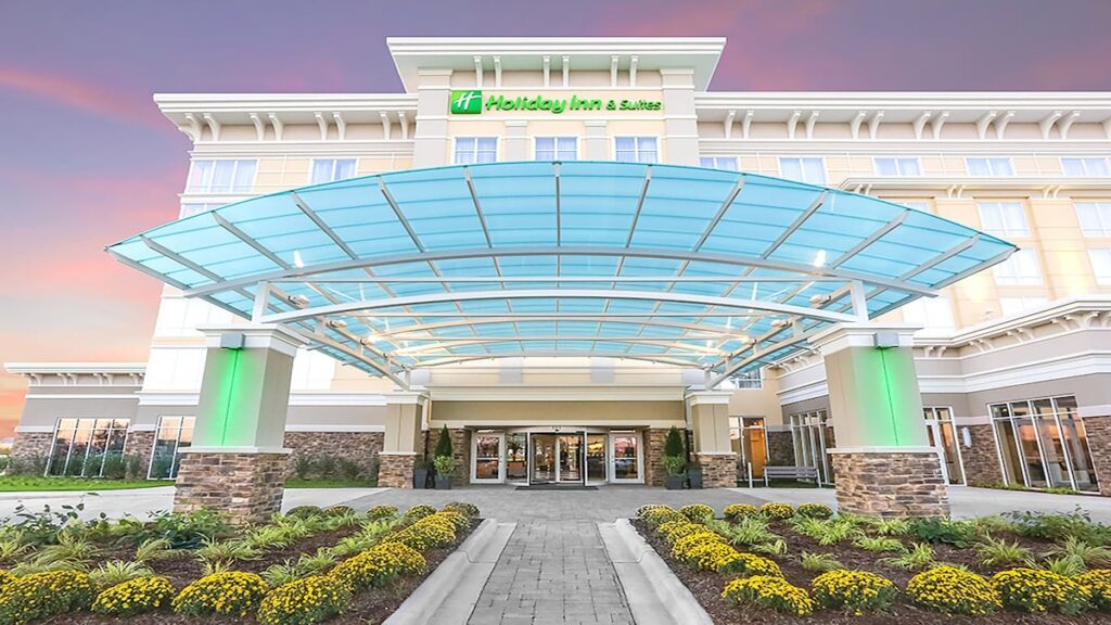 Holiday Inn Hotel & Suites East Peoria by IHG - Image 4