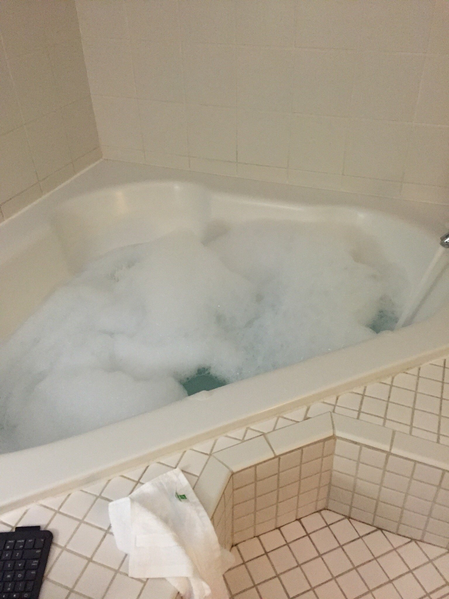Holiday Inn Hotel and Suites Ocala Conference Center by IHG tub