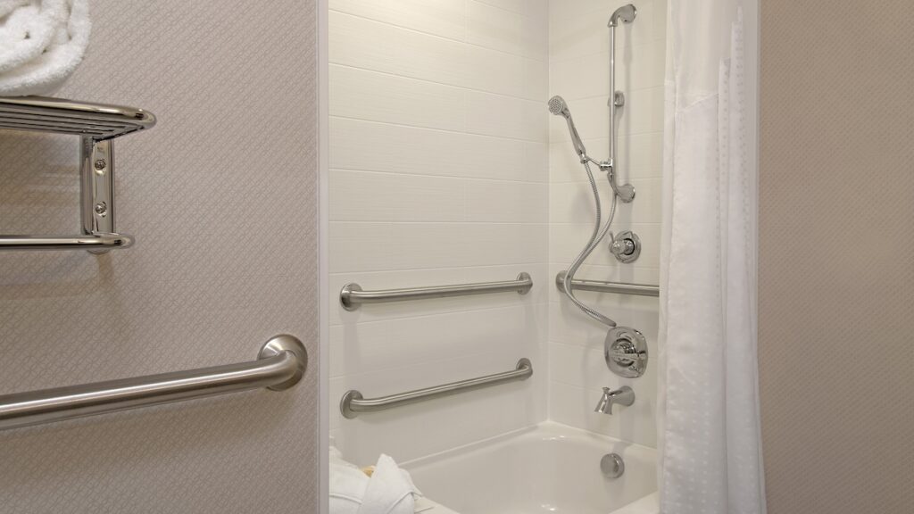 Holiday Inn Indianapolis Airport by IHG - Image 1