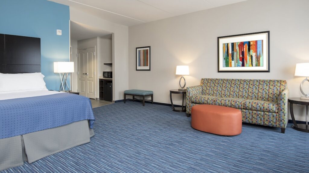 Holiday Inn Indianapolis Airport by IHG - Image 2