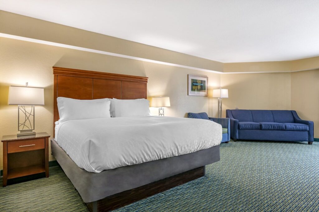 Holiday Inn Resort Orlando – Lake Buena Vista by IHG - Image 2