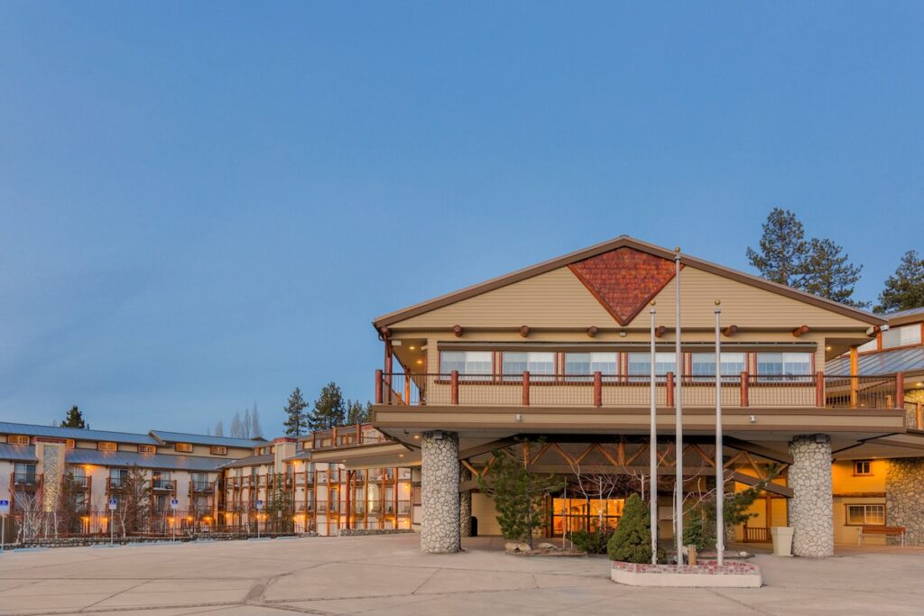 Holiday Inn Resort The Lodge At Big Bear Lake by IHG - Image 5