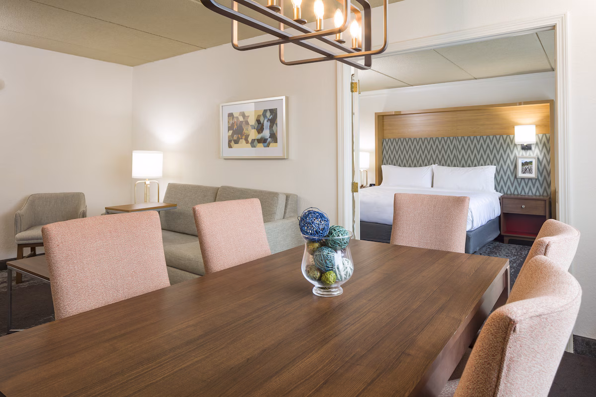 Holiday Inn Salem – I-93 at Exit 2 by IHG - Image 4