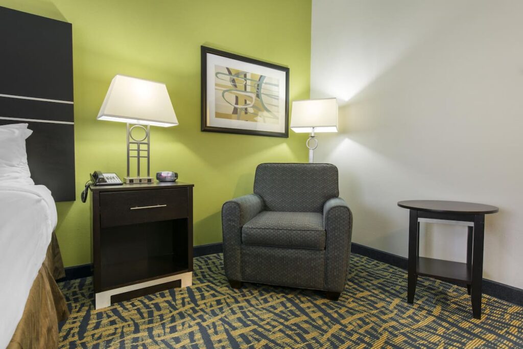 Holiday Inn Savannah S – I-95 Gateway by IHG - Image 3