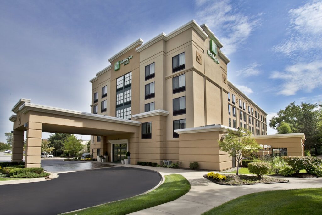 Holiday Inn & Suites Ann Arbor Univ Michigan Area by IHG - Image 3