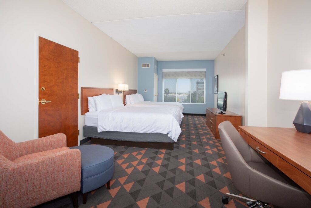 Holiday Inn & Suites Goodyear – West Phoenix Area by IHG - Image 3