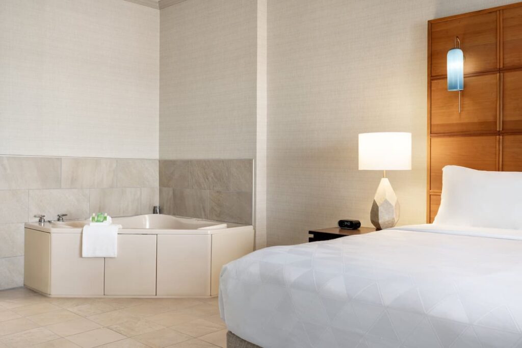 Holiday Inn & Suites Ocean City by IHG - Image 1