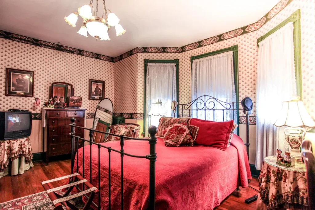 Hollerstown Hill Bed and Breakfast - Image 3