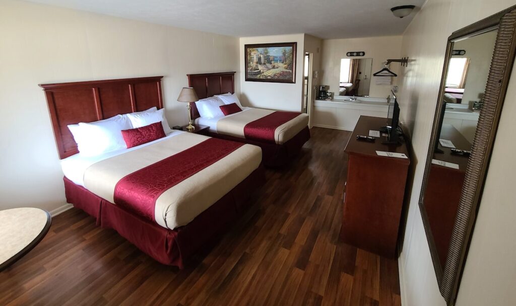 Homestead Motel - Image 3