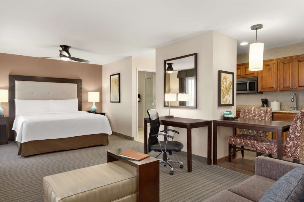Homewood Suites by Hilton Fargo - Image 3