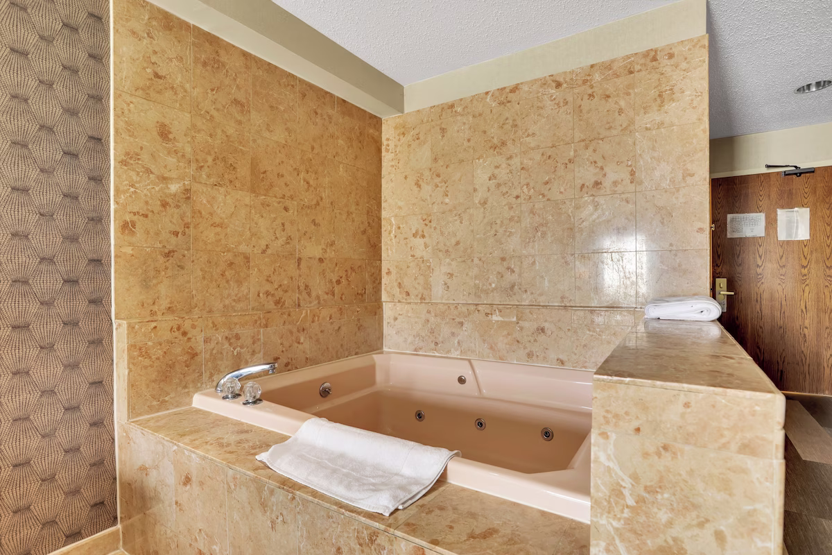 Horizon Inn - Image 1