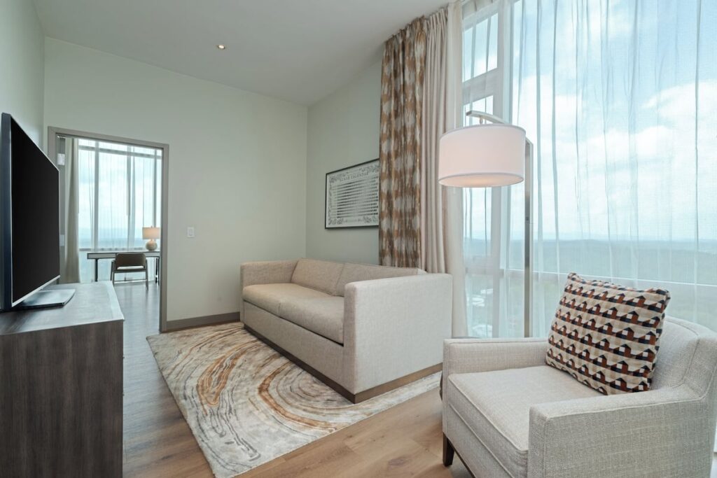 Hotel Indigo Asheville Downtown by IHG - Image 4