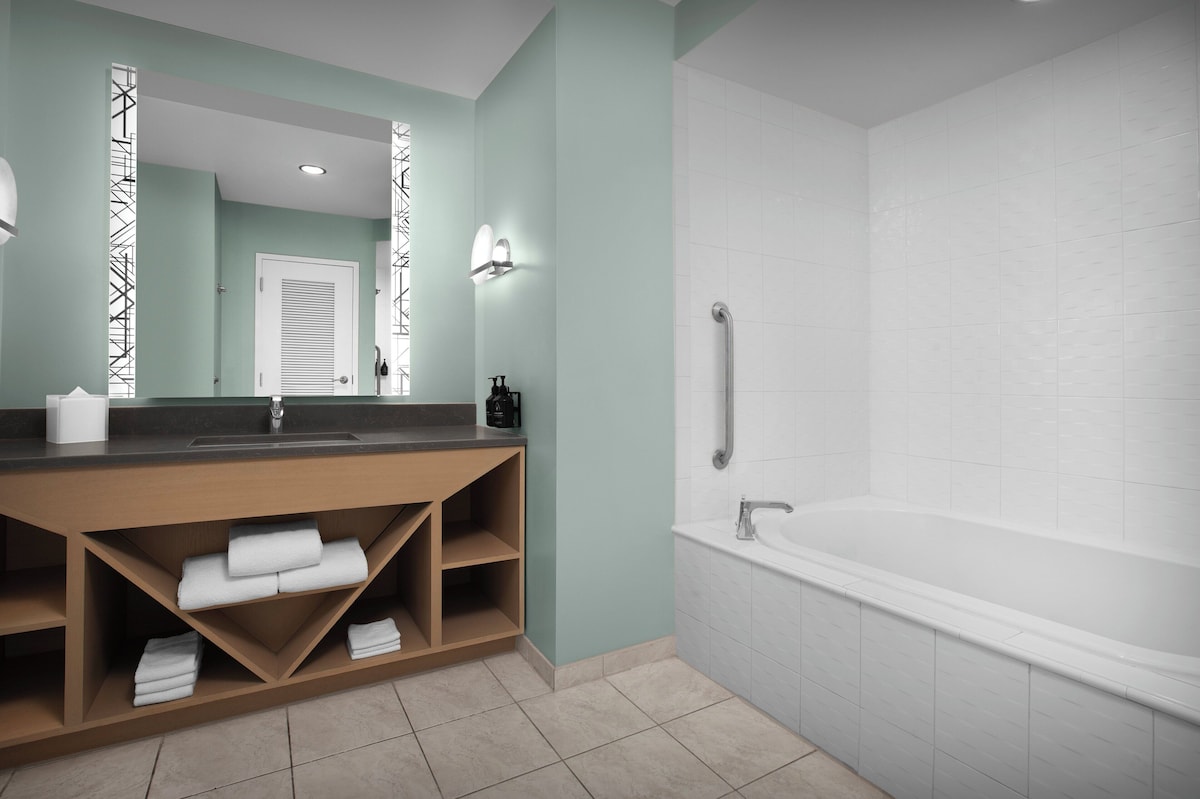 Hotel Indigo Jacksonville Deerwood Park by IHG featured image