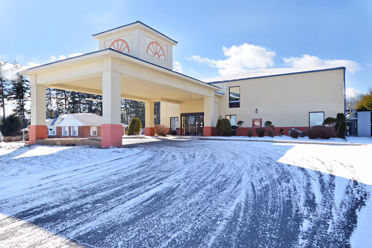 Hotel M Mount Pocono - Image 2