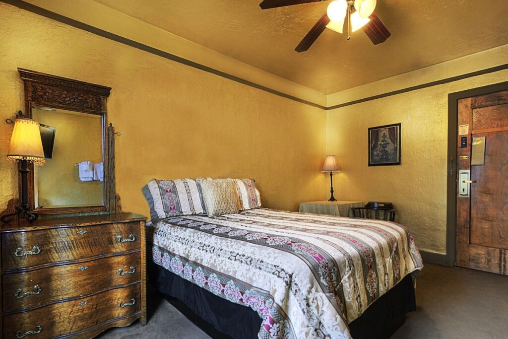 Hotel Monte Vista - Image 3