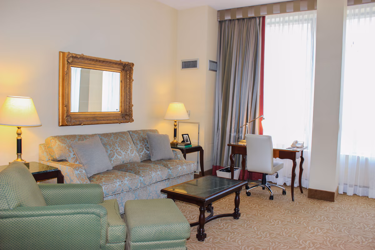 Hotel Providence - Image 4