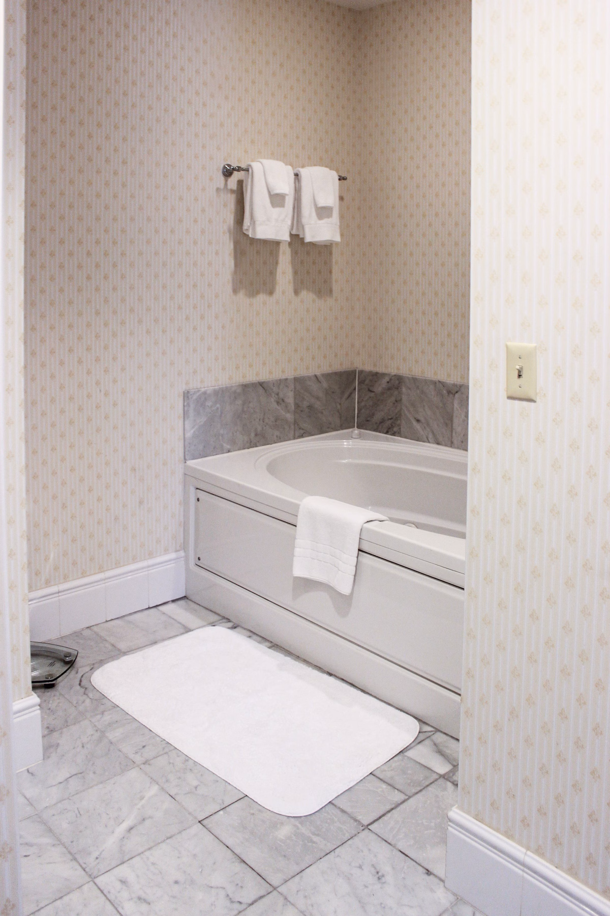 Hotel Providence - Image 1