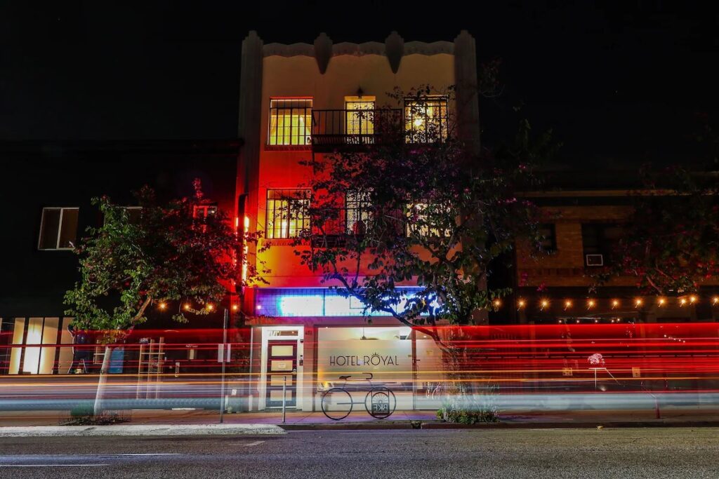 Hotel Royal - Image 2