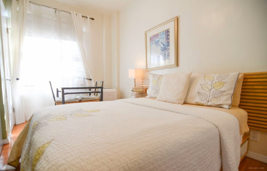 Hotel Royal - Image 1