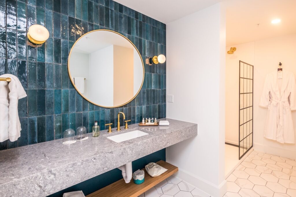 Hotel Versailles - Image 4