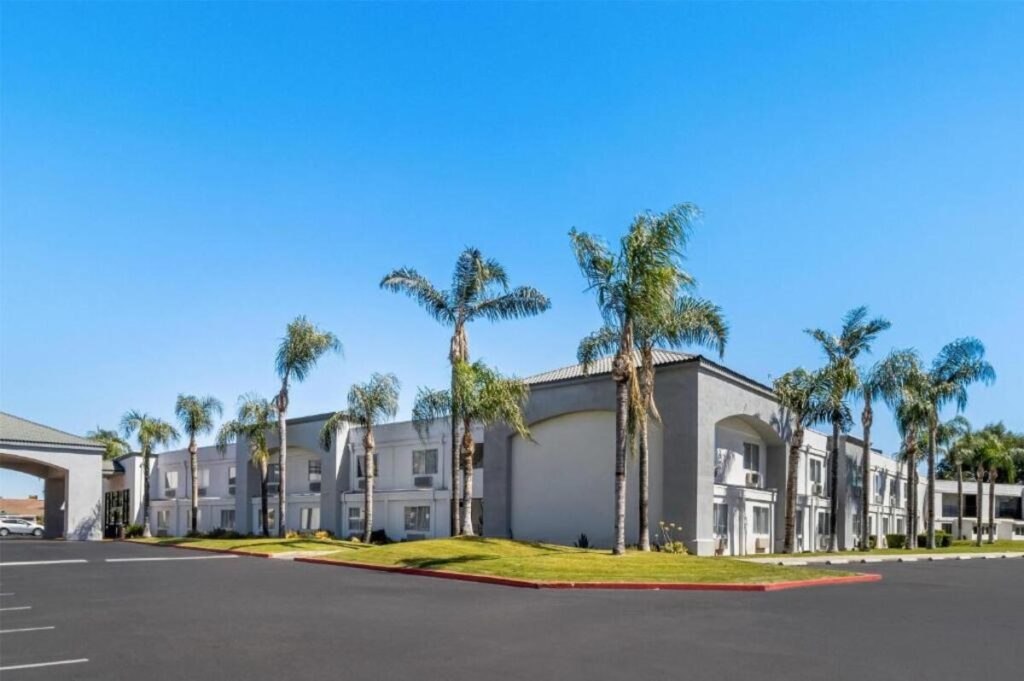 Hourglass Hotel, Trademark Collection by Wyndham - Image 5