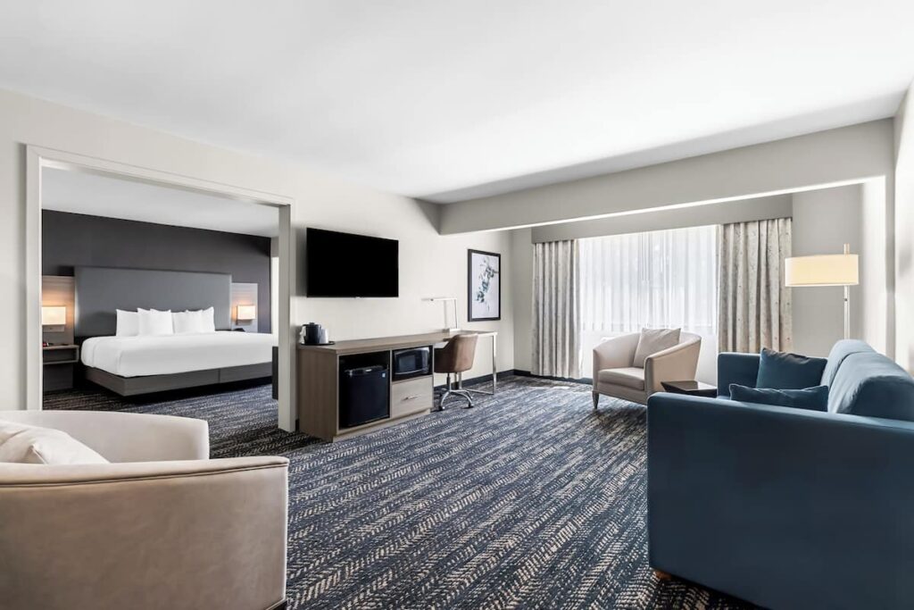 Hourglass Hotel, an Ascend Collection Hotel - Image 4