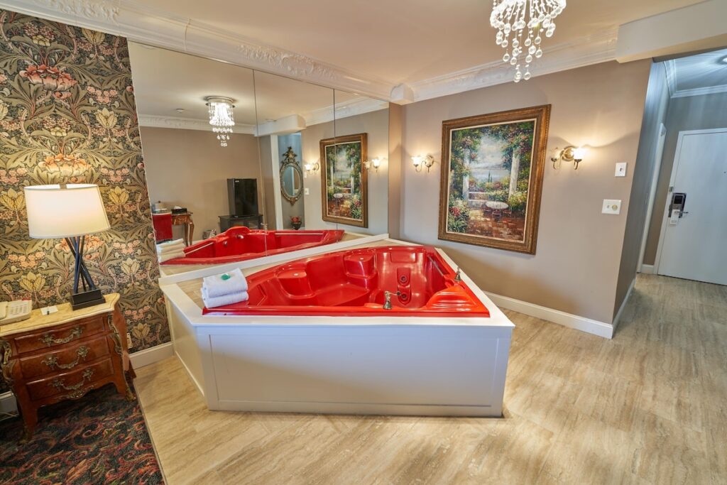 Hyannis Plaza Hotel - Image 1