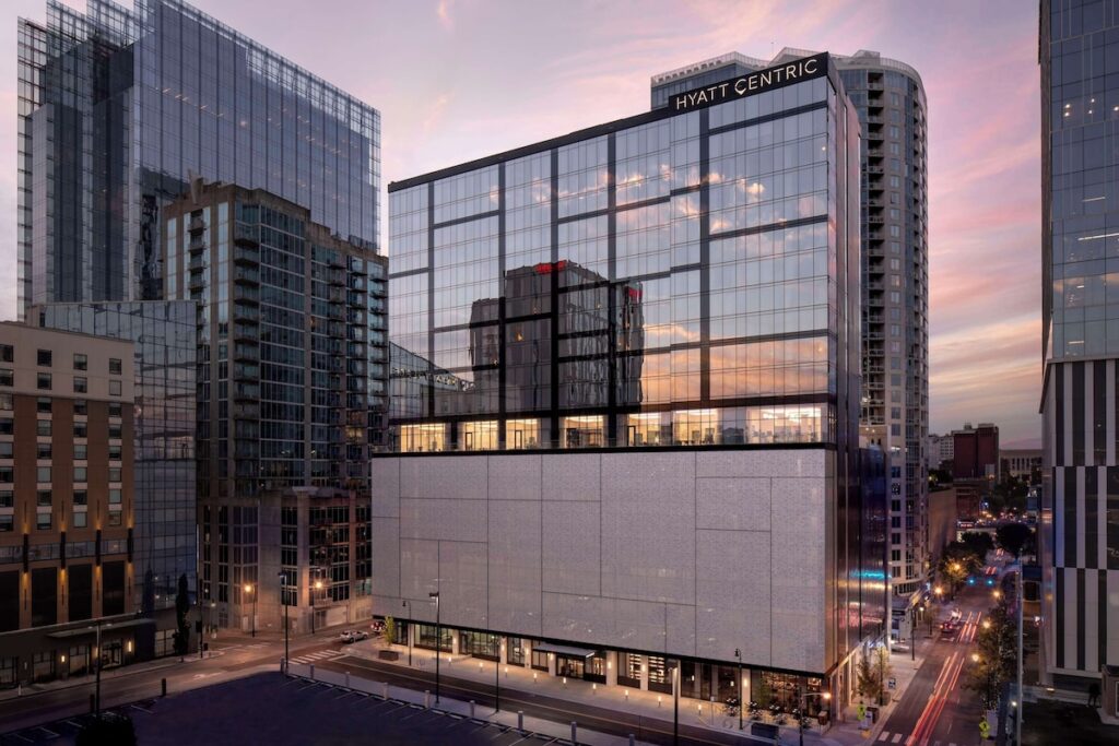 Hyatt Centric Downtown Nashville - Image 2
