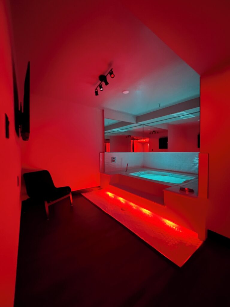 Imperial Suites – Adults Only - Image 3