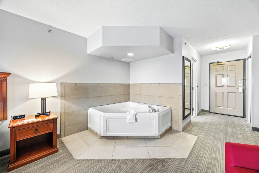 Independence Stay Hotel & Suites - Image 1