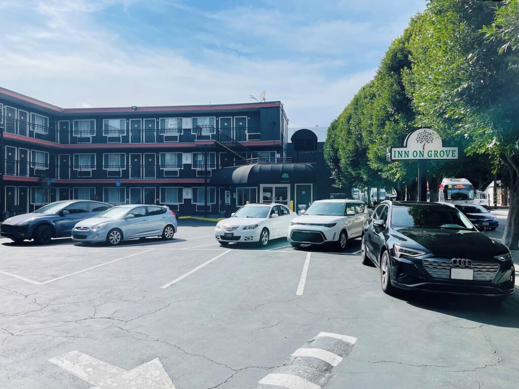 Inn On Grove - Image 2