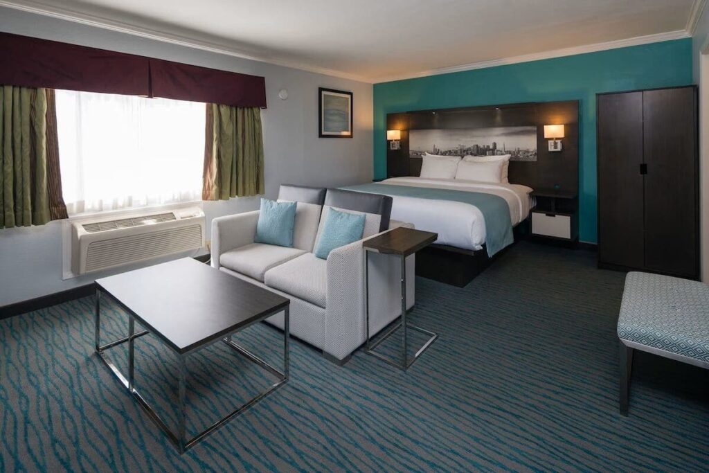 Inn On Grove - Image 3