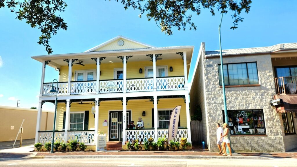 Inn On the Avenue - Image 2