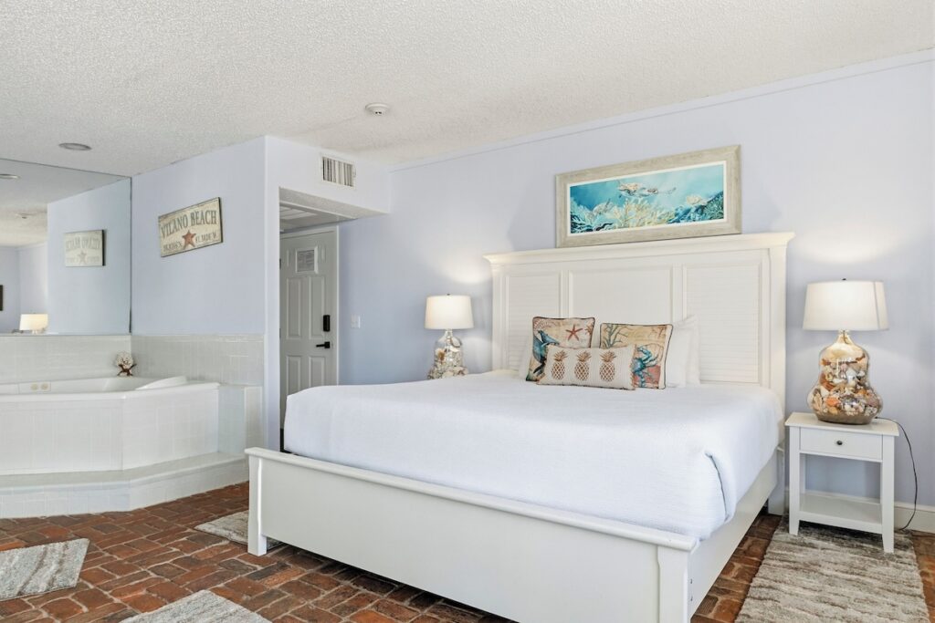 Inn at Camachee Harbor - Image 4