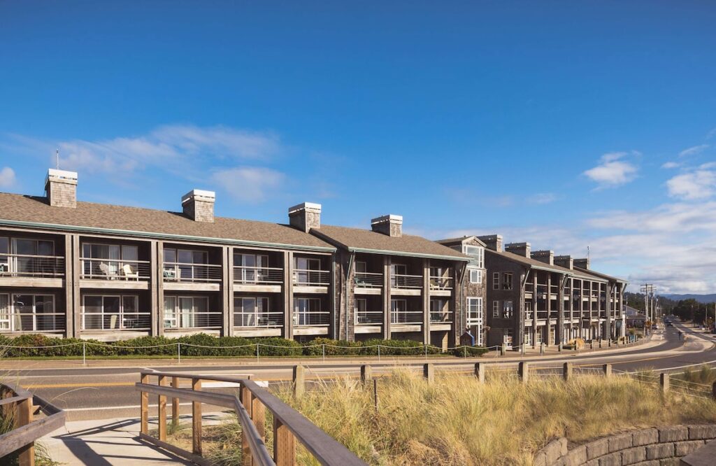 Inn at Cape Kiwanda - Image 4